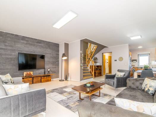 Doppelhaushälfte zum Kauf 435.000 € 5 Zimmer 131 m² 353 m² Grundstück Mannersdorf am Leithagebirge 2452