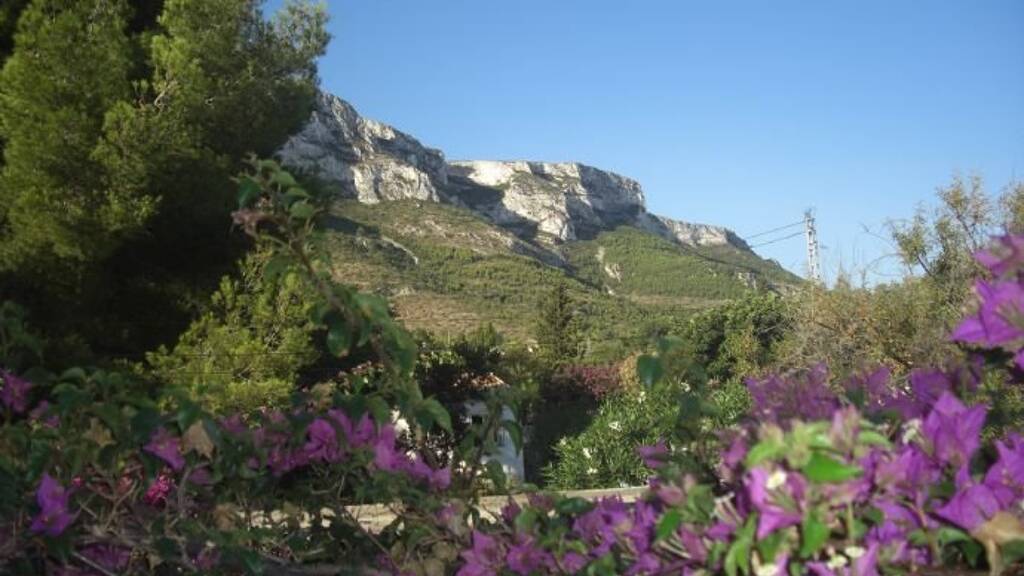 Einfamilienhaus zur Miete provisionsfrei 120 € 4 Zimmer 100 m² 800 m² Grundstück frei ab sofort Denia 03700