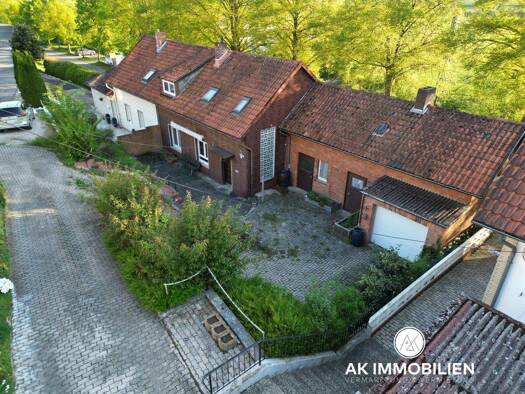 Doppelhaushälfte zur Miete 675 € 5 Zimmer 110 m² 203 m² Grundstück Freden freden 310840