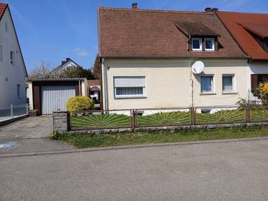 Doppelhaushälfte zum Kauf 310.000 € 7 Zimmer 118,9 m² 423 m² Grundstück Crailsheim Crailsheim 74564
