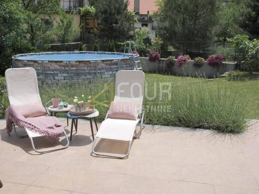 Einfamilienhaus zur Miete 800 € 4 Zimmer 100 m² Zvoneća, Matulji Matulji 51211