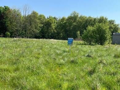 Land-/Forstwirtschaft zum Kauf 50 € 8.300 m² Grundstück Norden Norden 26506