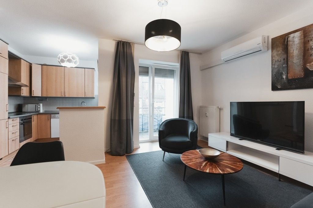 Wohnung zur Miete Wohnen auf Zeit 4.000 € 4 Zimmer 80 m²<br/>Wohnfläche ab sofort<br/>Verfügbarkeit Bergheimer Straße Bergheim - Ost Heidelberg 69115