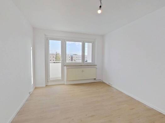 Wohnung zur Miete 568 € 3 Zimmer 75,4 m² 3. Geschoss frei ab sofort Schiffbauerring 32 Groß Klein Nordwest 1 18109