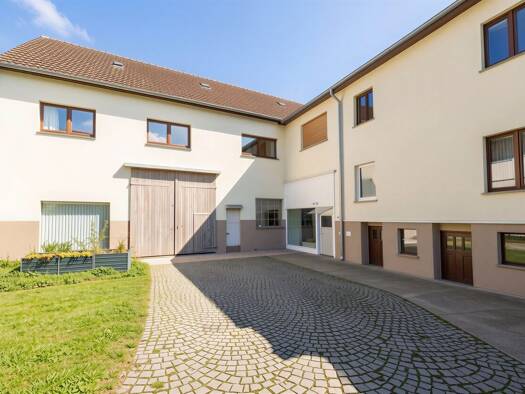 Mehrfamilienhaus zum Kauf 660.000 € 24 Zimmer 589,5 m² 1.050 m² Grundstück Hahnstätten 65623