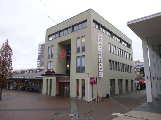 Bürofläche zur Miete provisionsfrei 9 € 410 m² Bürofläche teilbar von 205 m² bis 205 m² Marktplatz 11 Altenbauna Baunatal 34225