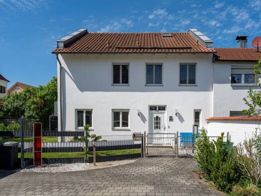 Einfamilienhaus zum Kauf 399.000 € 6 Zimmer 156 m² 415 m² Grundstück Straubing Straubing 94315