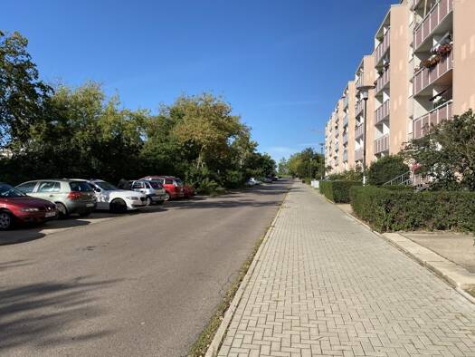 Wohnung zur Miete 335 € 3 Zimmer 57,9 m² 3. Geschoss Hermann-Heidel-Straße 8 Silberhöhe Halle (Saale) 06132
