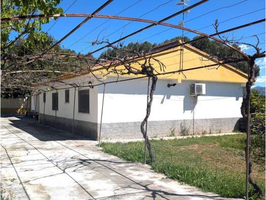 Chalet zum Kauf 484.000 € 5 Zimmer 682 m² 9.607 m² Grundstück Gaianes 03840