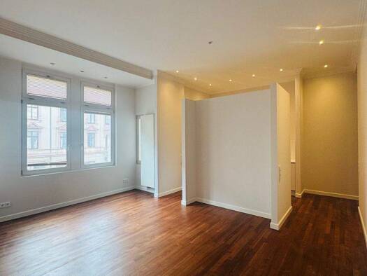 Wohnung zur Miete 1.420 € 2 Zimmer 66 m² 1. Geschoss frei ab 01.04.2026 Gutleutstr. 16a Bahnhofsviertel Frankfurt 60329