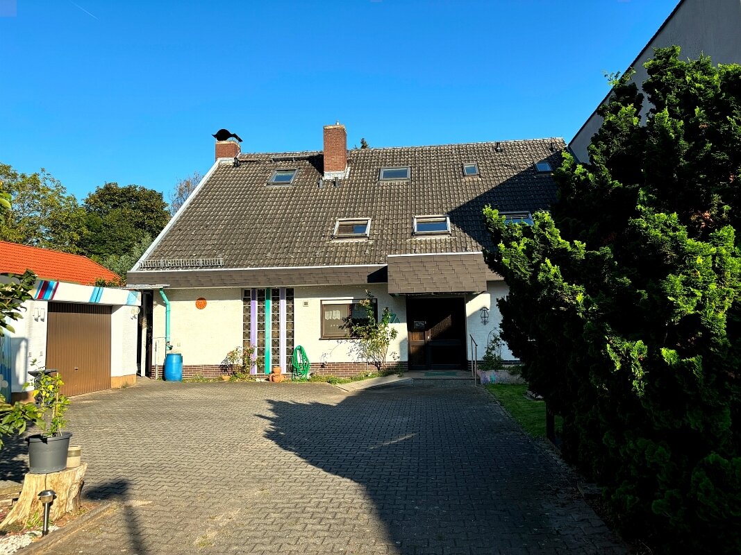 Mehrfamilienhaus zum Kauf 698.000 € 8 Zimmer 300 m²<br/>Wohnfläche 870 m²<br/>Grundstück ab sofort<br/>Verfügbarkeit Nieder-Ramstadt Mühltal 64367