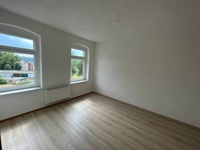 Wohnung zur Miete 440 € 4 Zimmer 95 m² 1. Geschoss frei ab sofort Goethestr. 19 Greiz Greiz 07973