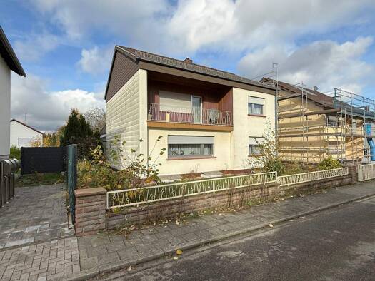 Einfamilienhaus zum Kauf 315.000 € 7 Zimmer 155,2 m² 520 m² Grundstück Danziger Straße 6 Ramstein Ramstein-Miesenbach 66877