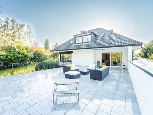 Einfamilienhaus zum Kauf 999.999 € 6 Zimmer 234 m² 1.591 m² Grundstück Quickborn 25451