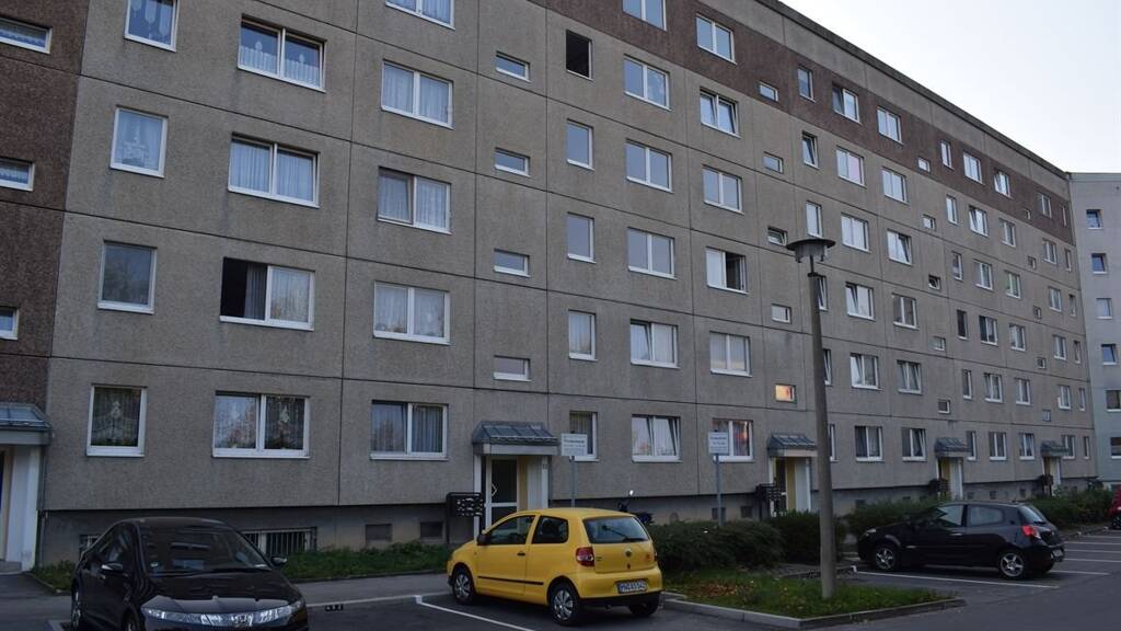 Studio zur Miete 275 € 3 Zimmer 54,8 m² 4. Geschoss Ottendorfer Hang 60 Hainichen 09661