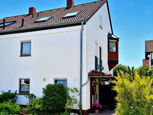Doppelhaushälfte zum Kauf 648.000 € 6 Zimmer 142 m² 348 m² Grundstück Schweinheim Aschaffenburg 63743