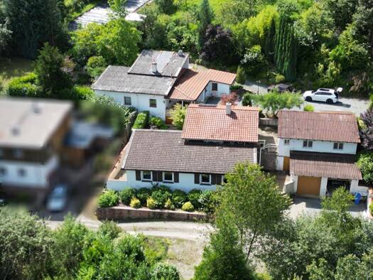 Bungalow zum Kauf 260.000 € 8 Zimmer 195 m² 8.487 m² Grundstück Rothenfels 97851