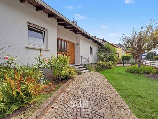 Einfamilienhaus zum Kauf 575.000 € 5 Zimmer 145 m² 640 m² Grundstück Rodheim Rosbach vor der Höhe 61191