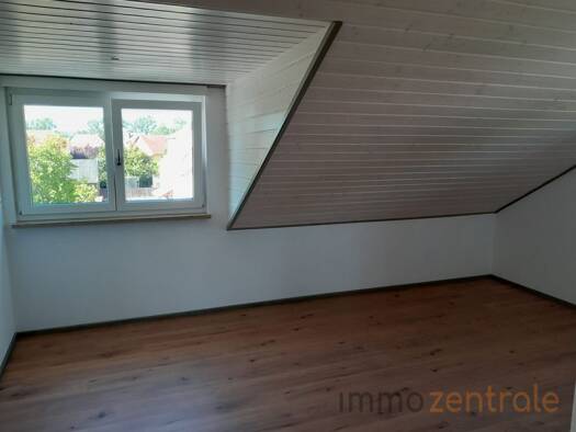 Wohnung zur Miete 801 € 3 Zimmer 69,6 m² Dachgeschoss, EG frei ab sofort Muhr Muhr am See 91735
