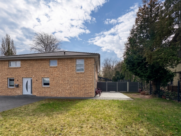 Reihenendhaus zum Kauf 599.000 € 4,5 Zimmer 115,4 m² 341 m² Grundstück frei ab 01.05.2026 Kalvslohreystraße 10 Schnelsen Hamburg 22457