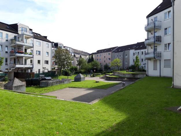 Wohnung zur Miete nur mit Wohnberechtigungsschein 446 € 3,5 Zimmer 81,1 m² 3. Geschoss frei ab 01.09.2025 Am Kortländer 11 Gleisdreieck Bochum 44787