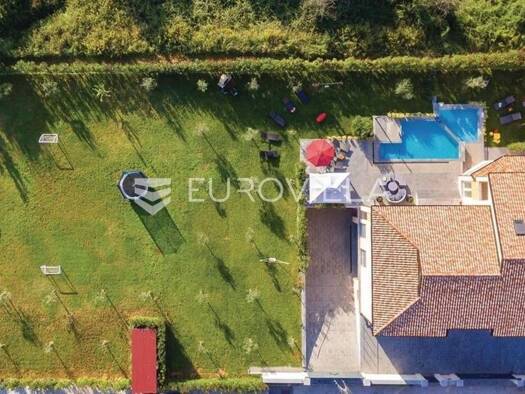 Haus zum Kauf 1.500.000 € 5 Zimmer 460 m² Nova Veruda Veruda - Verudela