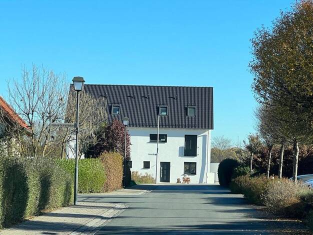 Doppelhaushälfte zur Miete 1.690 € 7,5 Zimmer 180 m² 315 m² Grundstück frei ab 01.11.2026 Oberndorf Pommersfelden 96178