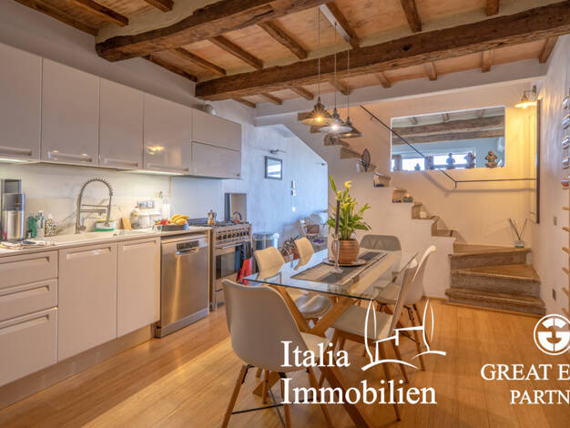 Haus zum Kauf 290.000 € 12 Zimmer 219 m² 3 m² Grundstück Castel del Piano 58033