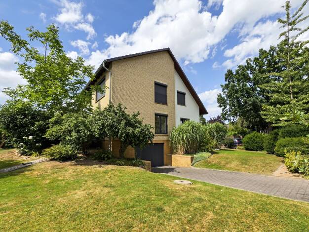Einfamilienhaus zum Kauf 659.000 € 6 Zimmer 194 m² 667 m² Grundstück Reinbek Reinbek 21465