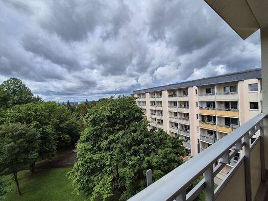 Wohnung zur Miete - Erstbezug 363 € 3 Zimmer 56,3 m² 5. Geschoss frei ab sofort Südstraße 24 Hohenstein-Ernstthal Hohenstein-Ernstthal 09337