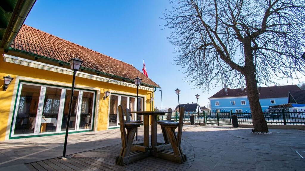 Restaurant zum Kauf 998.700 € 1.722 m² Grundstück Wagram ob der Traisen 3133