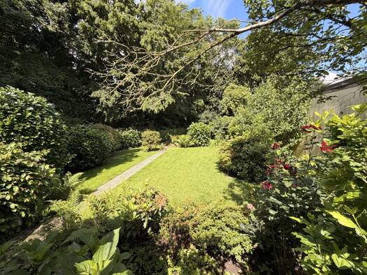 Mehrfamilienhaus zum Kauf als Kapitalanlage geeignet 479.500 € 199 m² 570 m² Grundstück Hassels Düsseldorf 40599