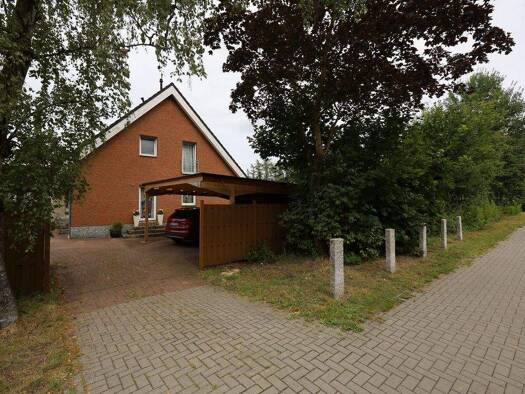 Einfamilienhaus zum Kauf 599.000 € 5 Zimmer 116 m² 1.979 m² Grundstück Harksheide Norderstedt 22844