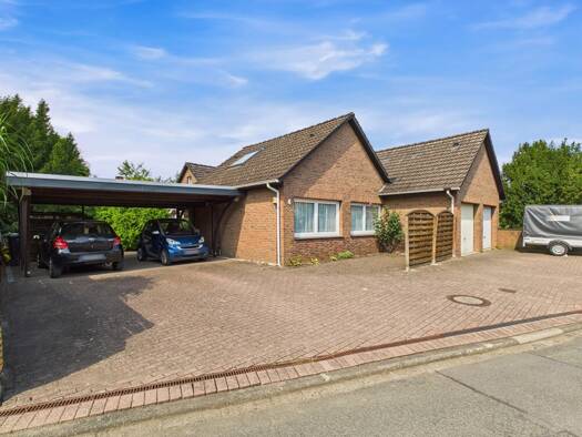 Mehrfamilienhaus zum Kauf 235.000 € 3 Zimmer 130 m² 580 m² Grundstück Bomlitz 29699