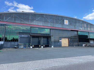 Halle/Industriefläche zur Miete 2.000 m² Lagerfläche Flugplatzstr. 90 Atzenhof Fürth 90768
