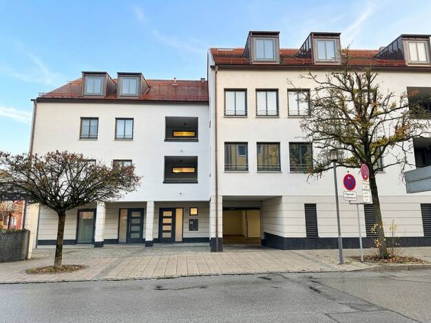 Wohnung zur Miete 760 € 2 Zimmer 66,6 m² 1. Geschoss frei ab sofort Deggendorf Deggendorf 94469