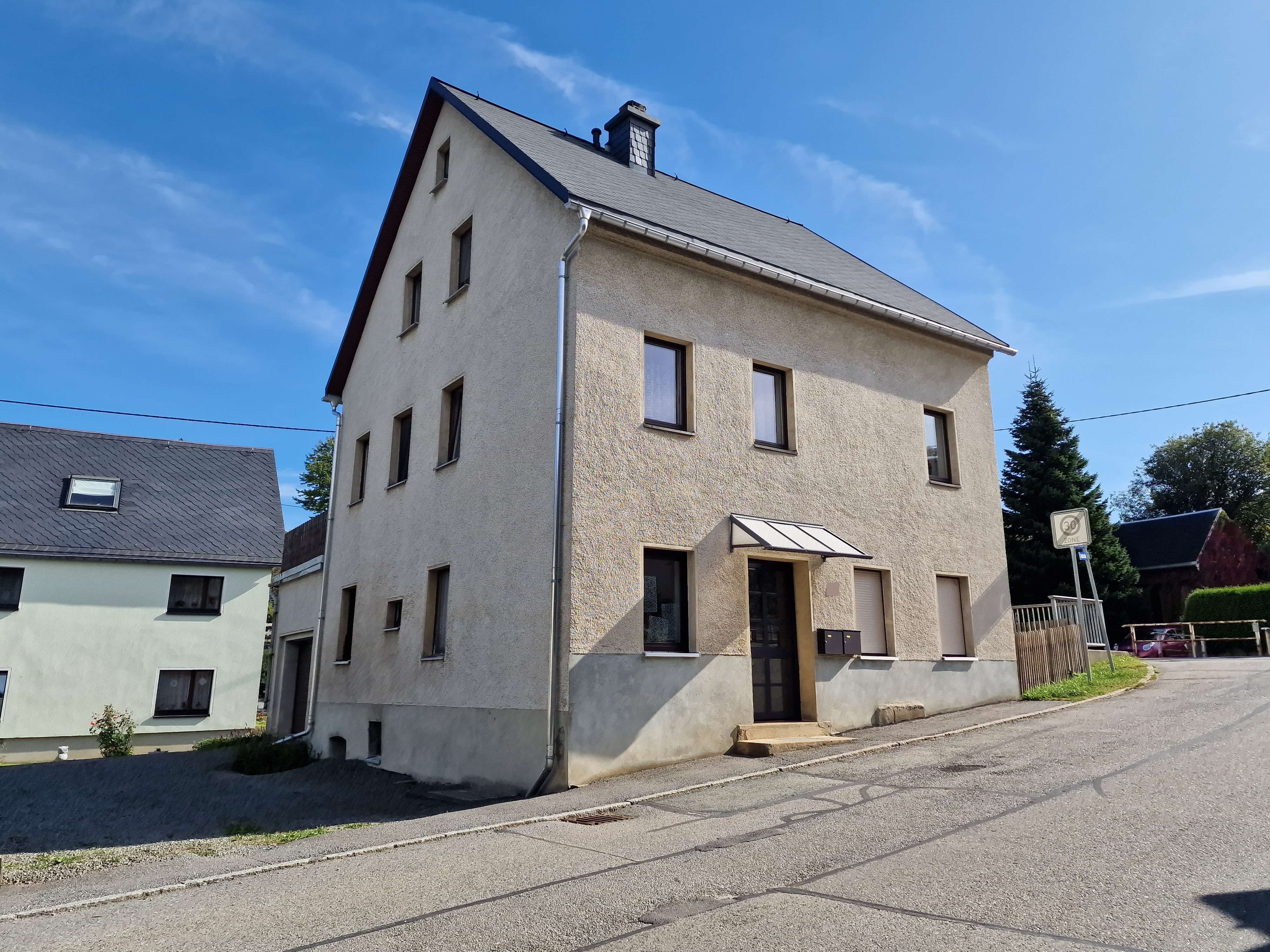 Einfamilienhaus zum Kauf 49.000 € 6 Zimmer 150 m²<br/>Wohnfläche 260 m²<br/>Grundstück Sehmatal-Cranzahl Cranzahl 09465