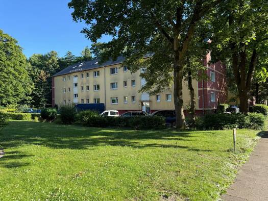 Wohnung zur Miete 689 € 3 Zimmer 77 m² frei ab sofort Wasserlooser Weg 24 Mürwik Mürwik 24944