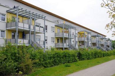 Wohnung zur Miete 636 € 3 Zimmer 71,2 m² 2. Geschoss frei ab 01.09.2025 Rudolf-Schlichtinger-Str. 30 Burgweinting Regensburg 93055