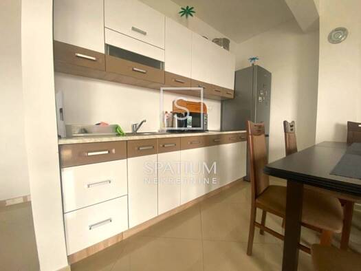 Wohnung zum Kauf 300.000 € 3 Zimmer 81 m² 1. Geschoss Smokvica Krmpotska, Novi Vinodolski Novi Vinodolski