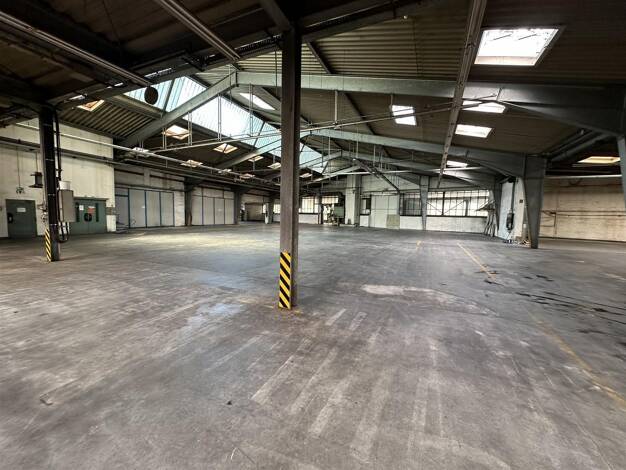 Produktionshalle zur Miete 15.860 € 5.767 m² Lagerfläche Neheim-Hüsten Arnsberg 59755