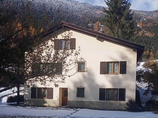 Einfamilienhaus zum Kauf 730.000 € 6 Zimmer 180 m² 1.145 m² Grundstück Valsot 7560