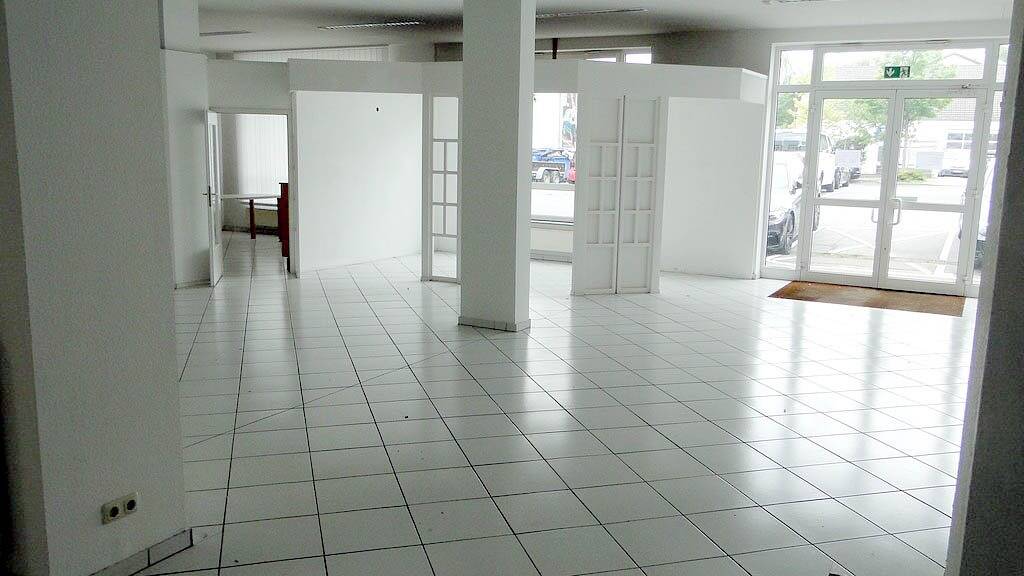 Laden zur Miete 2.100 € 200 m² Verkaufsfläche Quettingen Leverkusen 51381