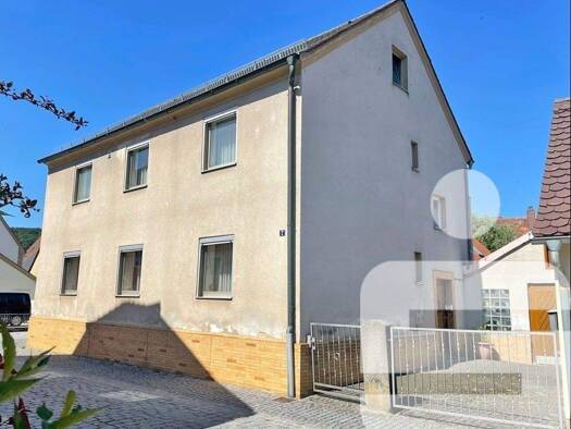Einfamilienhaus zum Kauf 249.000 € 7 Zimmer 120 m² 554 m² Grundstück Greding 91171