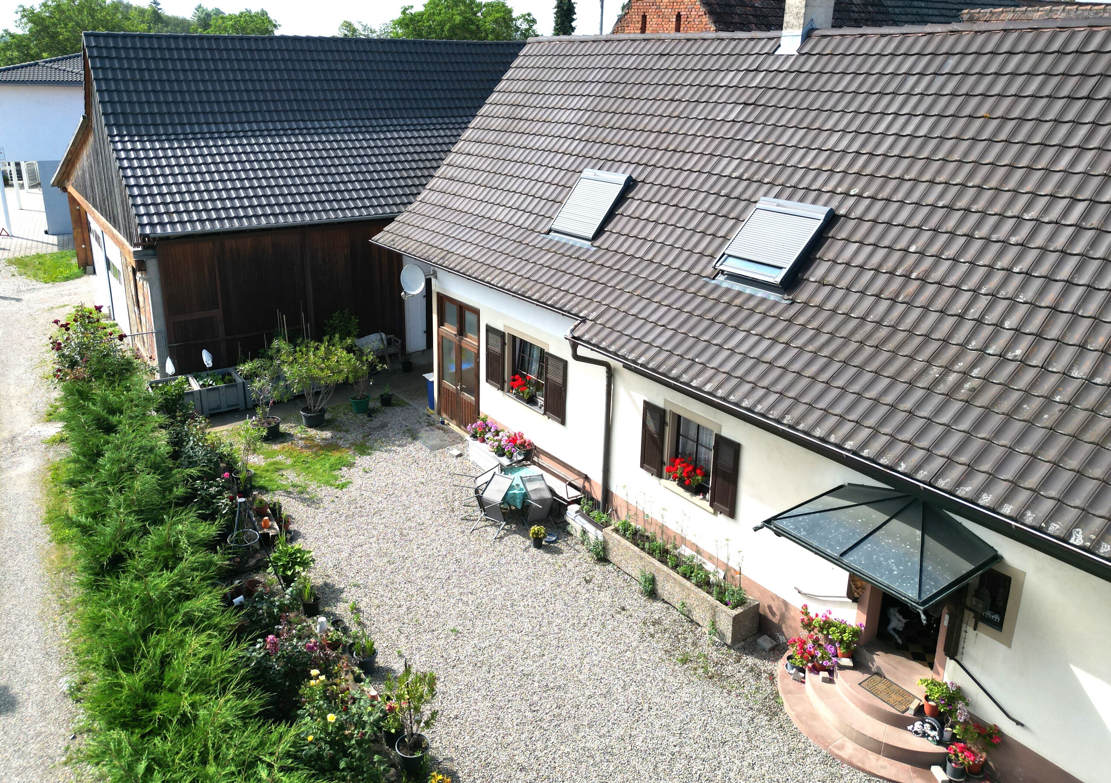 Einfamilienhaus zum Kauf als Kapitalanlage geeignet 755.000 € 6 Zimmer 150 m²<br/>Wohnfläche 673 m²<br/>Grundstück Oberhausen Rheinhausen 79365