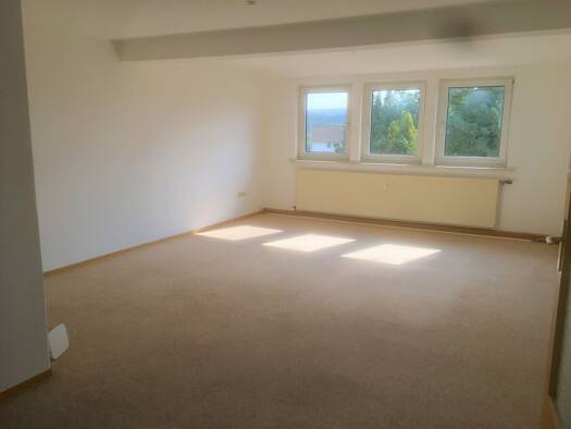 Wohnung zur Miete 492 € 3 Zimmer 82 m² Geschoss 2/3 frei ab 01.03.2026 Adelebsen 37139