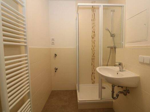 Wohnung zur Miete 389 € 3 Zimmer 55,3 m² 4. Geschoss Karl-Kegel-Straße 10a Freiberg 09599