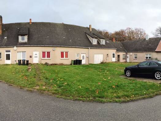 Wohnanlage zum Kauf als Kapitalanlage geeignet 200.000 € 18 Zimmer 507 m² 28.236 m² Grundstück Groß Grabow Krakow am See 18292