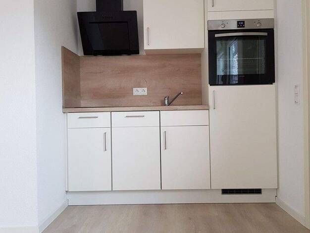Wohnung zur Miete 590 € 2 Zimmer 30 m² 2. Geschoss frei ab 01.05.2026 Wormser Straße 24 Nackenheim 55299