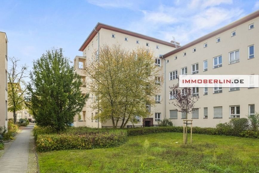 Wohnung zum Kauf 435.000 € 3 Zimmer 73 m²<br/>Wohnfläche ab sofort<br/>Verfügbarkeit Zehlendorf Berlin 14169